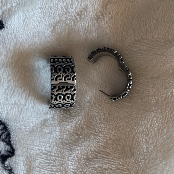 MARC JACOBS Monogram Engraved Chunky Hoop Earrings - Picture 3 of 12